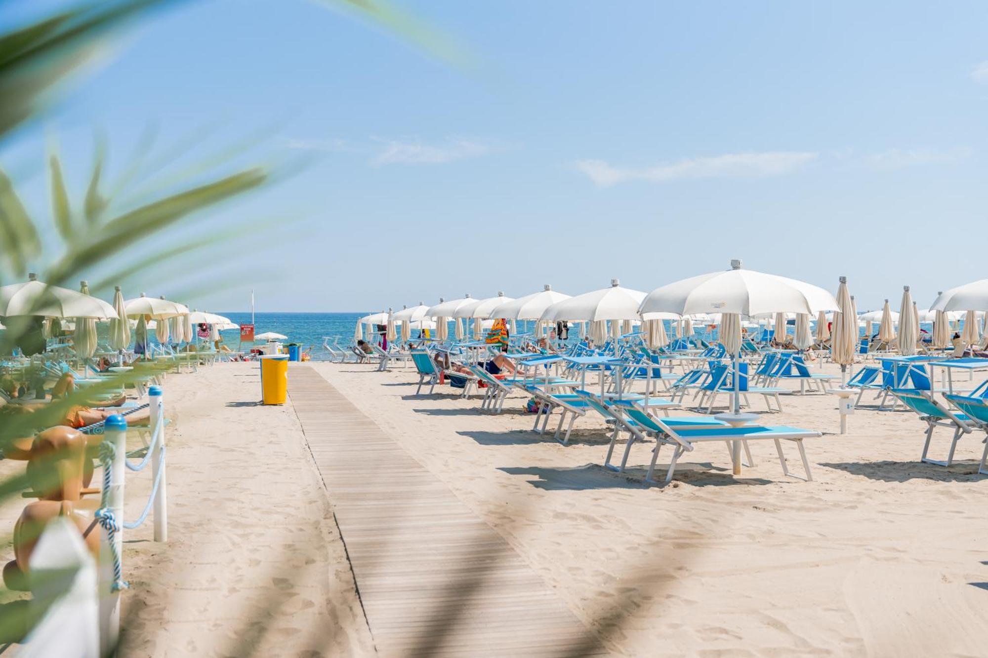 Club Del Sole Riccione Easy Camping Village Exterior foto